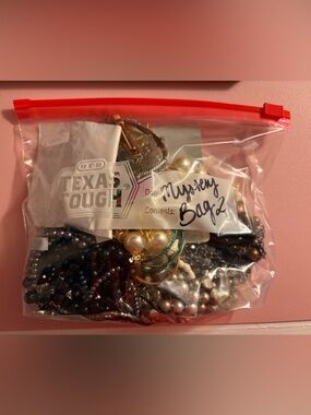 Mixed Fashion Jewelry Lot - Pearls, Gold & Silver Tones